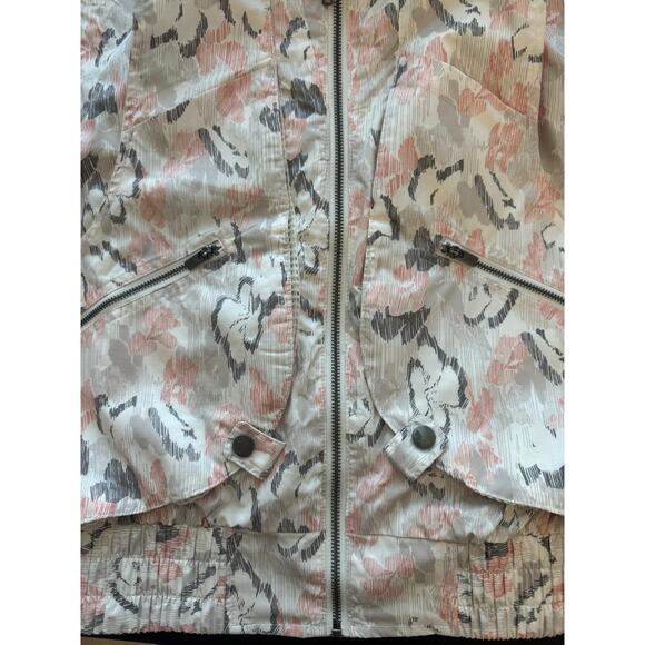 * New ~ FREE PEOPLE ~ Zip Vest ~ Perfect for FALL Layer sz Large ANTHROPOLOGIE - Picture 8 of 11